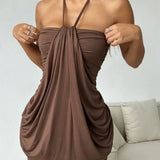 Шоколадова Мини Рокля с Връзка около Врата