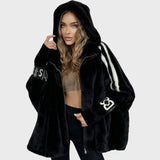 Снежина - Дамско яке с качулка