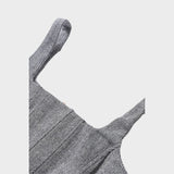 Каролина – Мощен Триделен Костюм