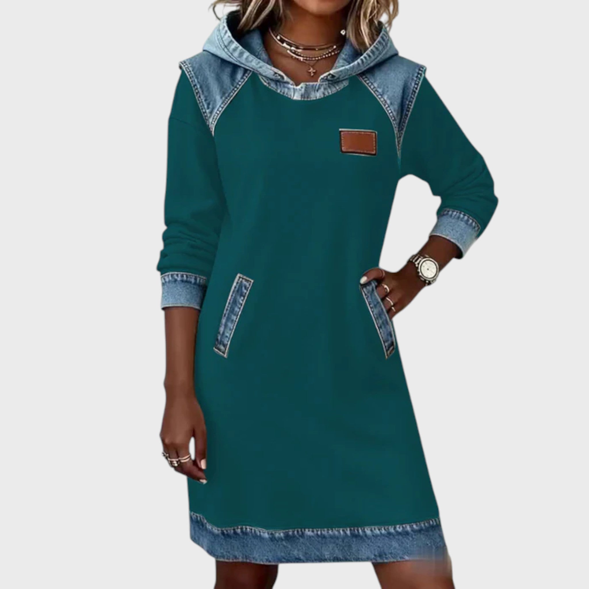 Ивана - Суитшърт Рокля с Детайли от Деним