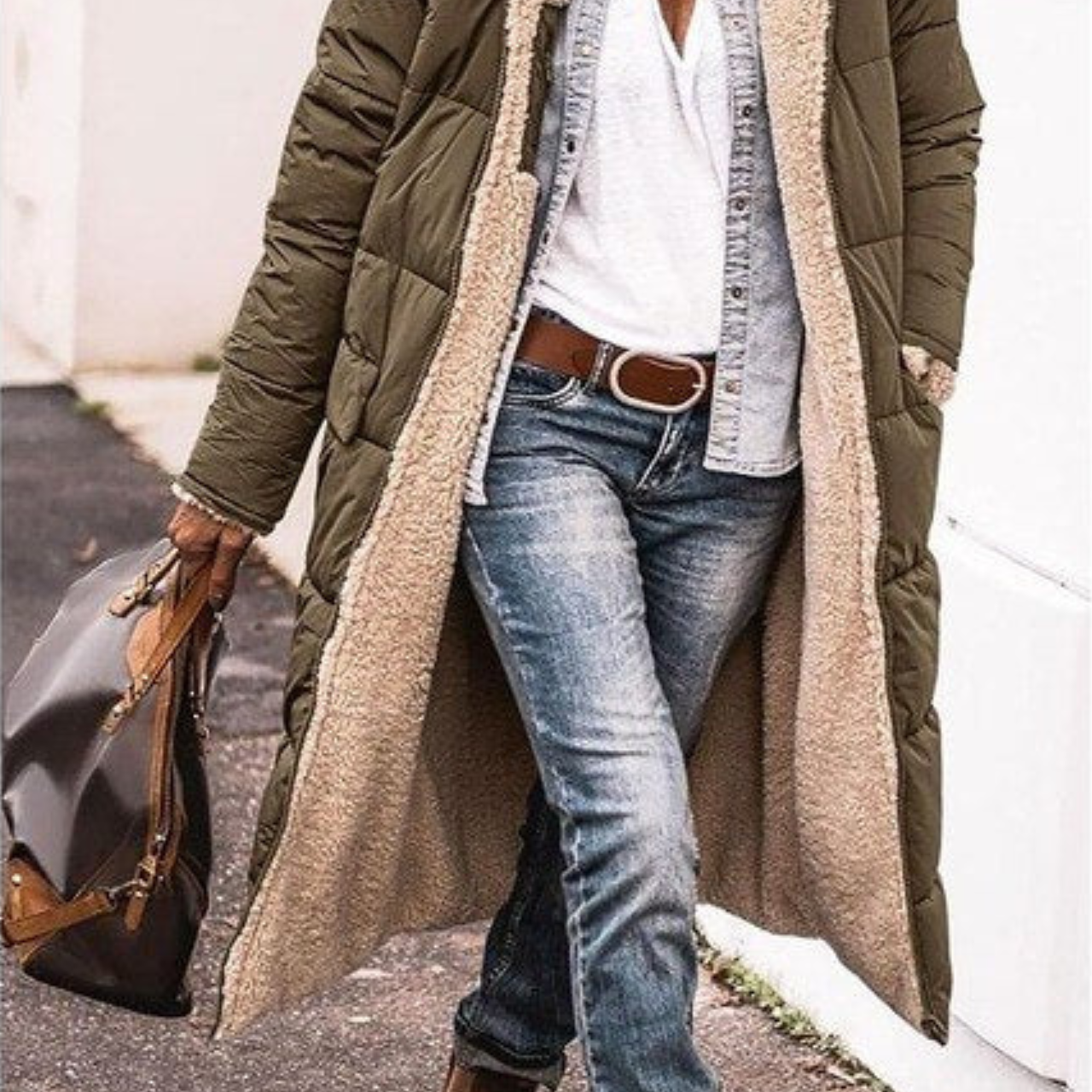 Паола - Елегантен Обратен Палто