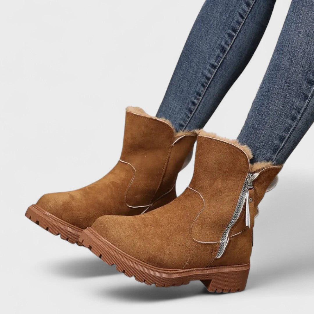 Mилена – Топли дамски боти с пух и страничен цип