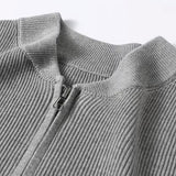 Пуловер с пълна цип - естествена смес от тъкан и лесен комфорт