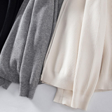 Пуловер с пълна цип - естествена смес от тъкан и лесен комфорт