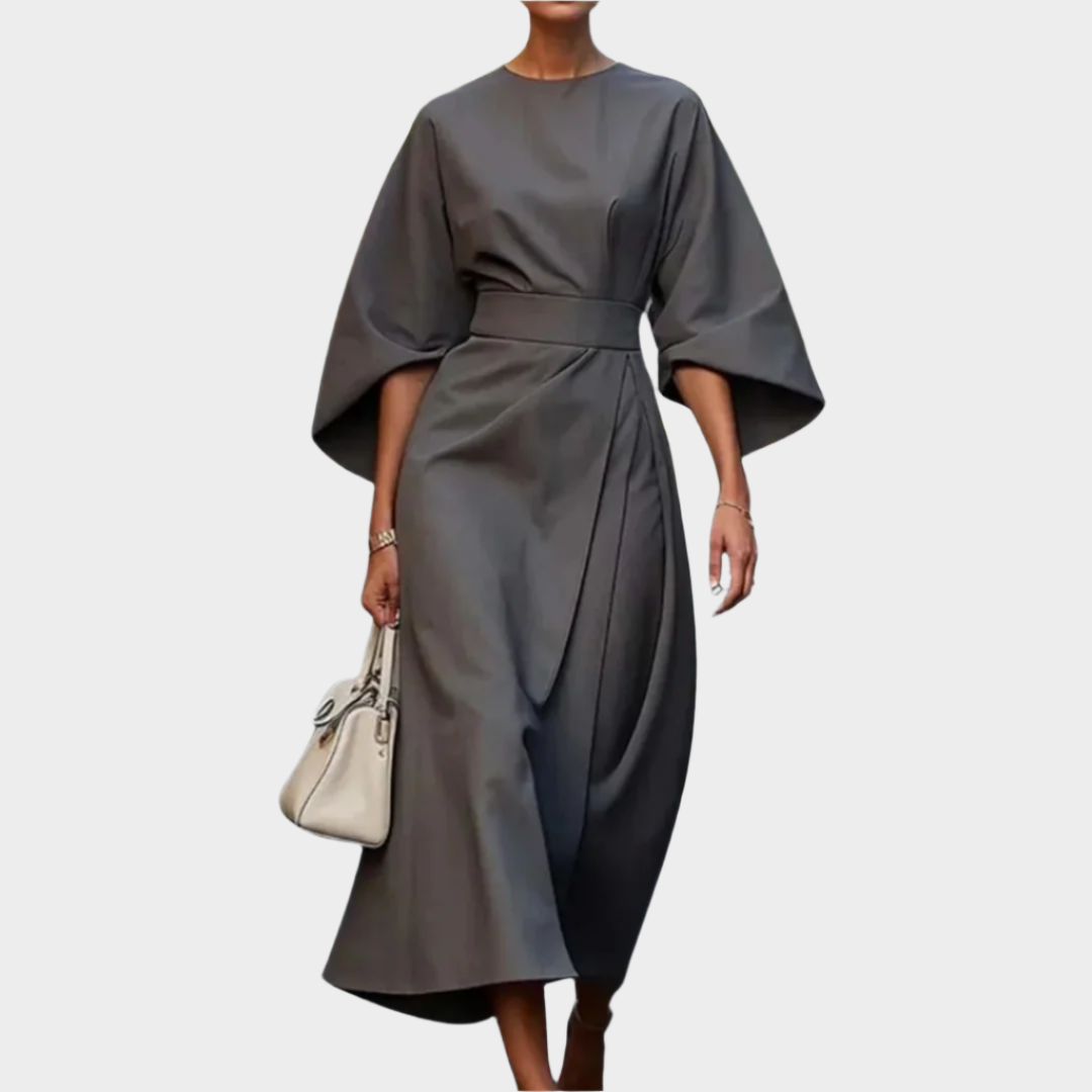 Сикато Минималистична Рокля с Колан и Широки Ръкави