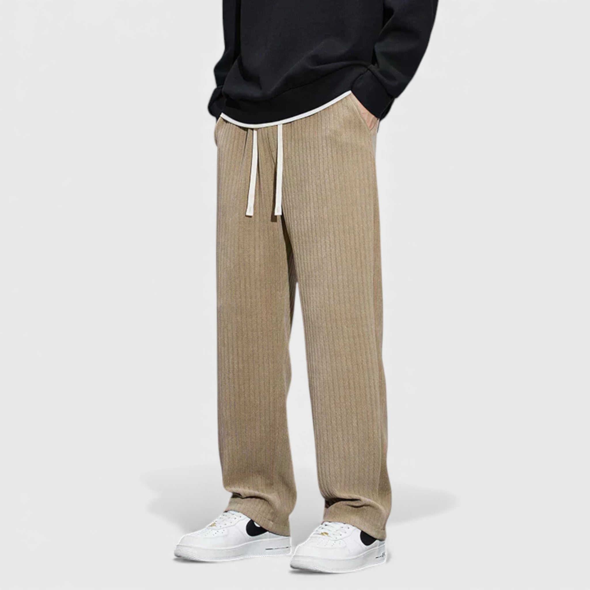 Добрин - Романтичен Панталон от Велюр