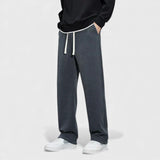 Добрин - Романтичен Панталон от Велюр