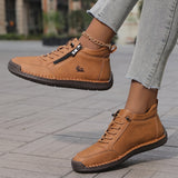 Милена – Дамски ботуши с шевове, маратонки с цип и връзки