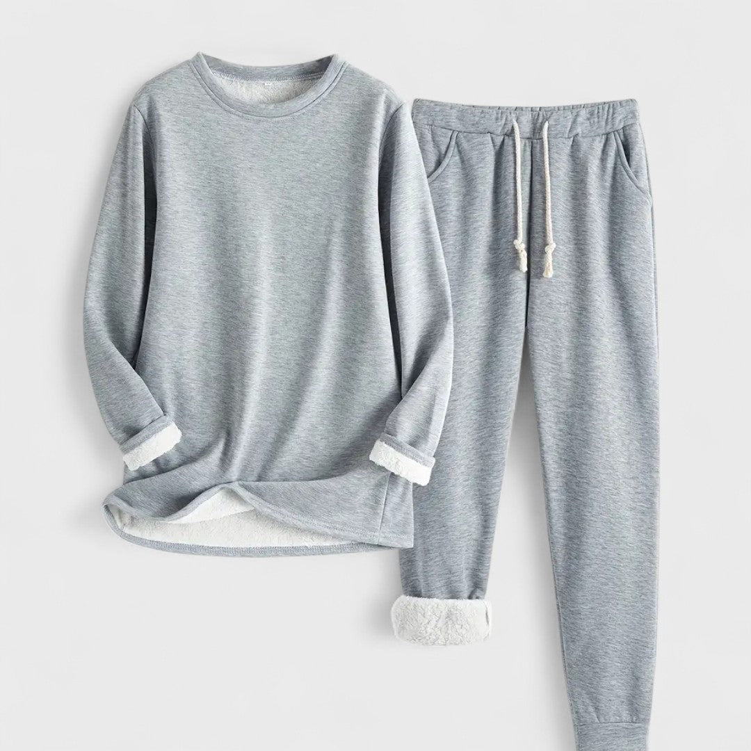 Елена – уютен домашен комплект с дълъг ръкав