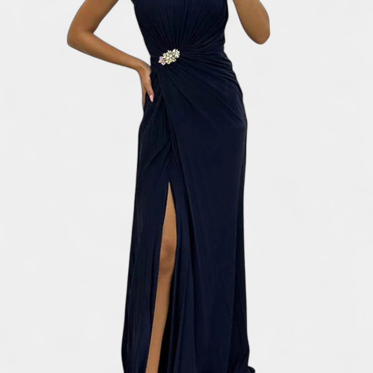 Емилия Макси Рокля с Плисировки и Страничен Изрез