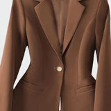 Сако в модерна елегантна линия